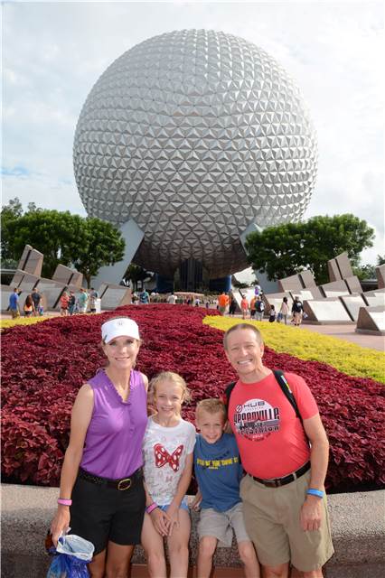 EPCOT_ECENTR2_7460584134.jpeg