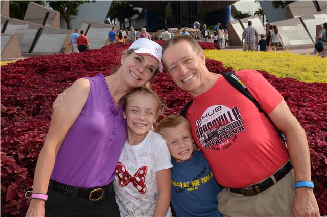 EPCOT_ECENTR2_7460584136.jpeg
