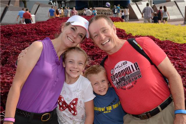 EPCOT_ECENTR2_7460584139.jpeg