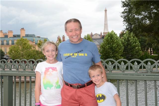 EPCOT_WRLDSHW2_7463958286.jpeg