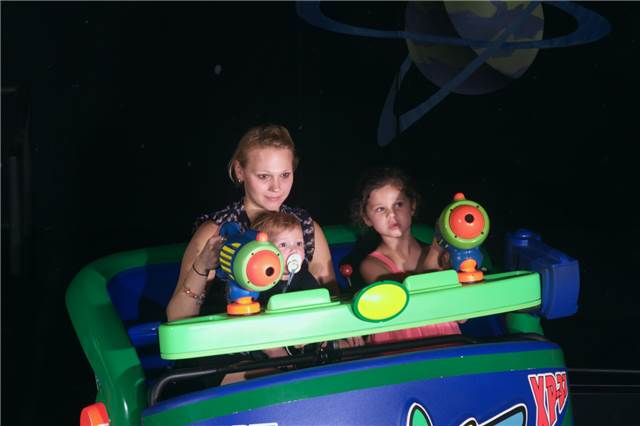 MK_BUZZLIGHTYEARRIDE_7464481423.jpeg