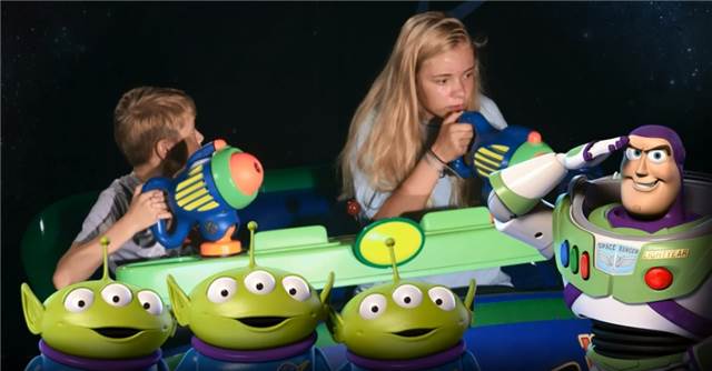 BuzzLightyearSpaceRangerSpin.jpg