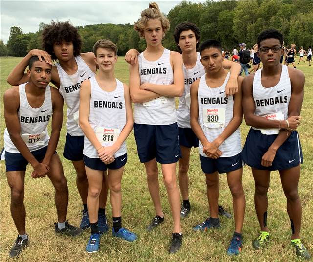 VarsityBoysPrerace.JPG