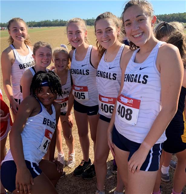 VarsityGirlsPrerace.JPG
