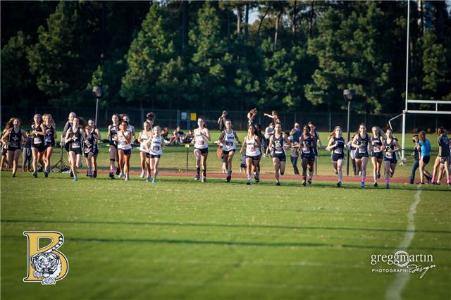 BHS_Girls_XC_-002 (2).jpg