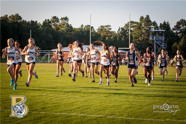 BHS_Girls_XC_-010 (2).jpg