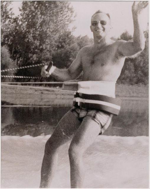 DadSki.jpg