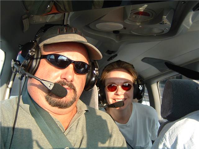 Van n Cat in de plane2.jpg