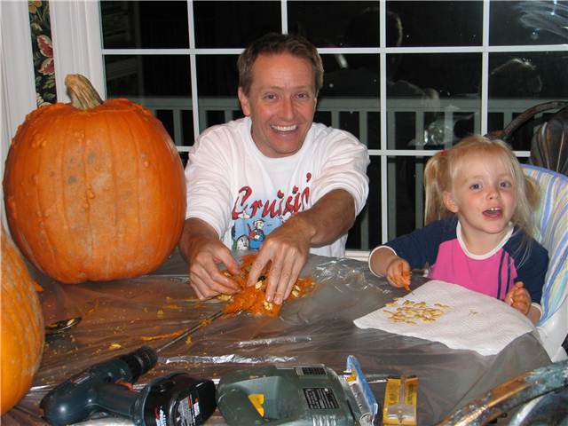 Jack-o'-lantern-build1.JPG