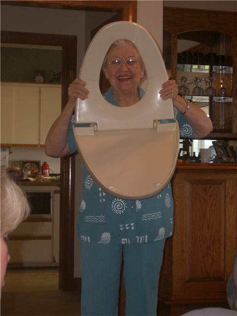 elsie toilet seat2.JPG